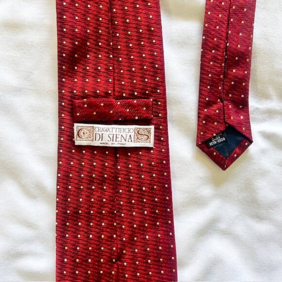 Cravattificio Di Siena Mens Tie Red and Gold 100% Silk 56 x 3.7 - Picture 2 of 10